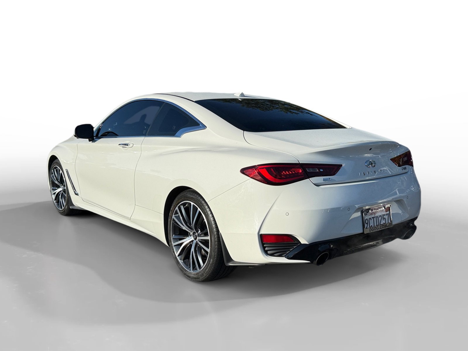 2021 Infiniti Q60 Luxe Coupe photo 3