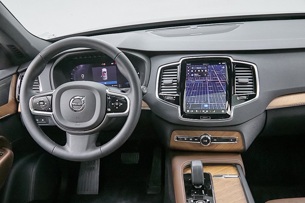 2023 VOLVO XC90 - Image 30