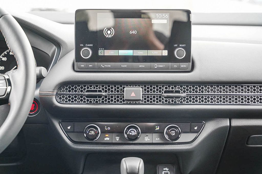 2025 Honda HR-V Sport photo 16