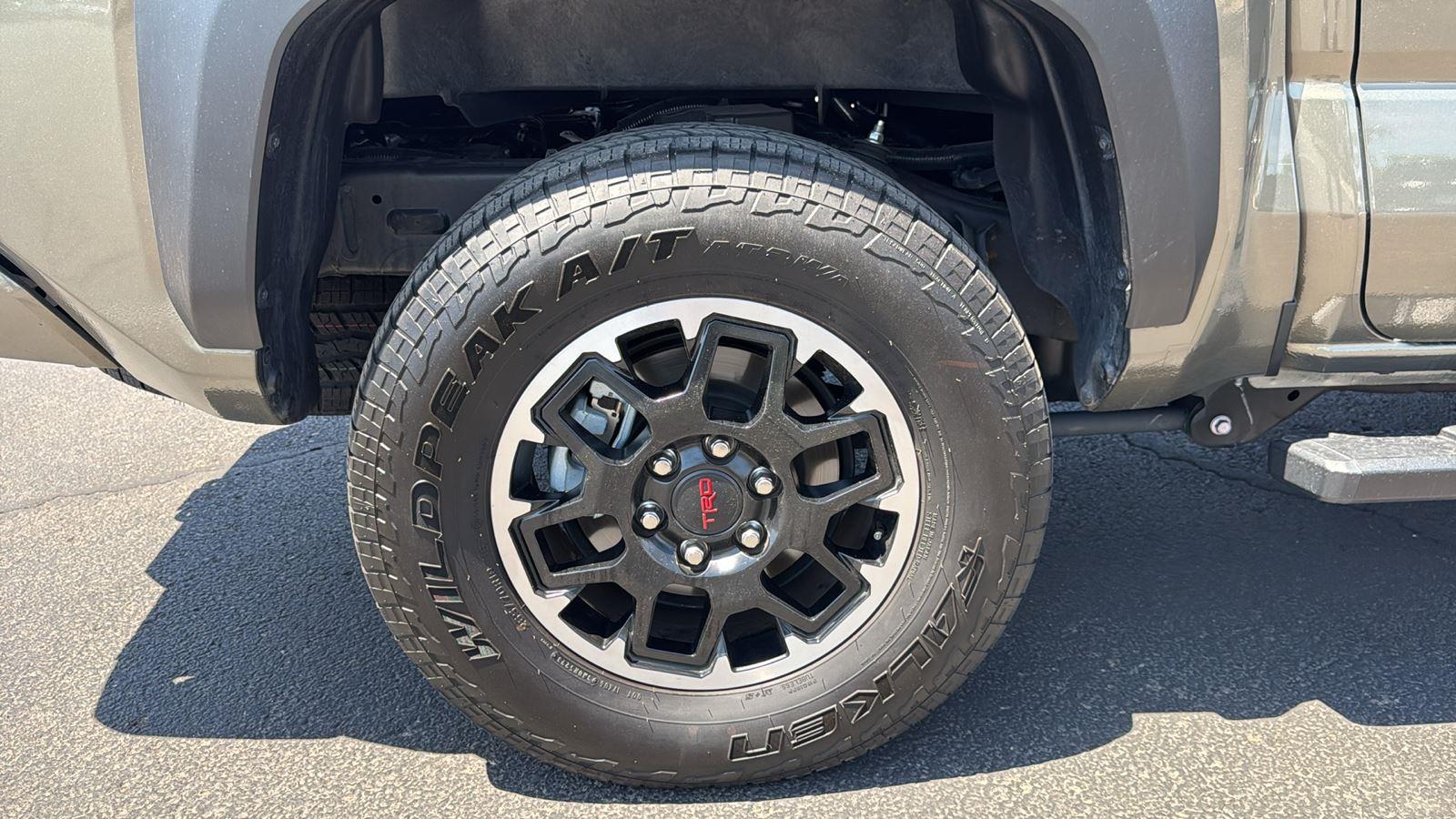 2024 Toyota Tacoma TRD Sport photo 9