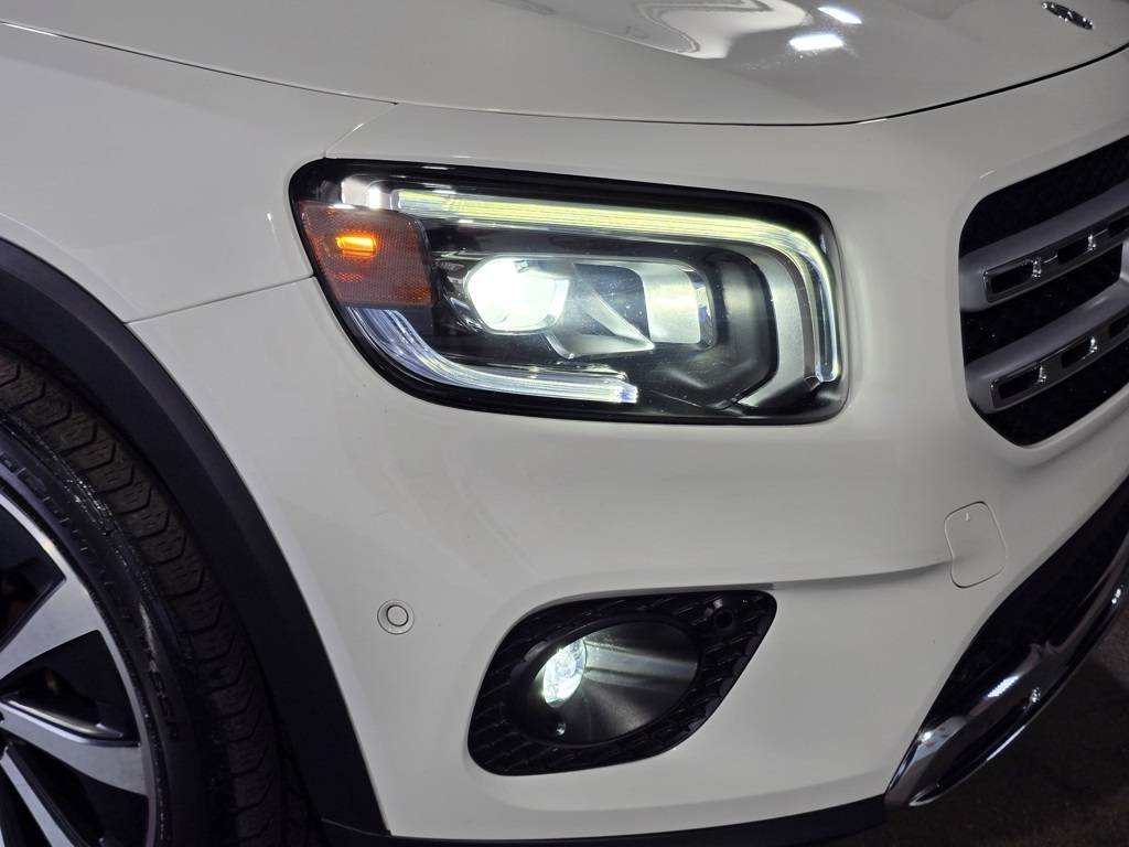 2020 Mercedes Benz GLB 250 photo 5