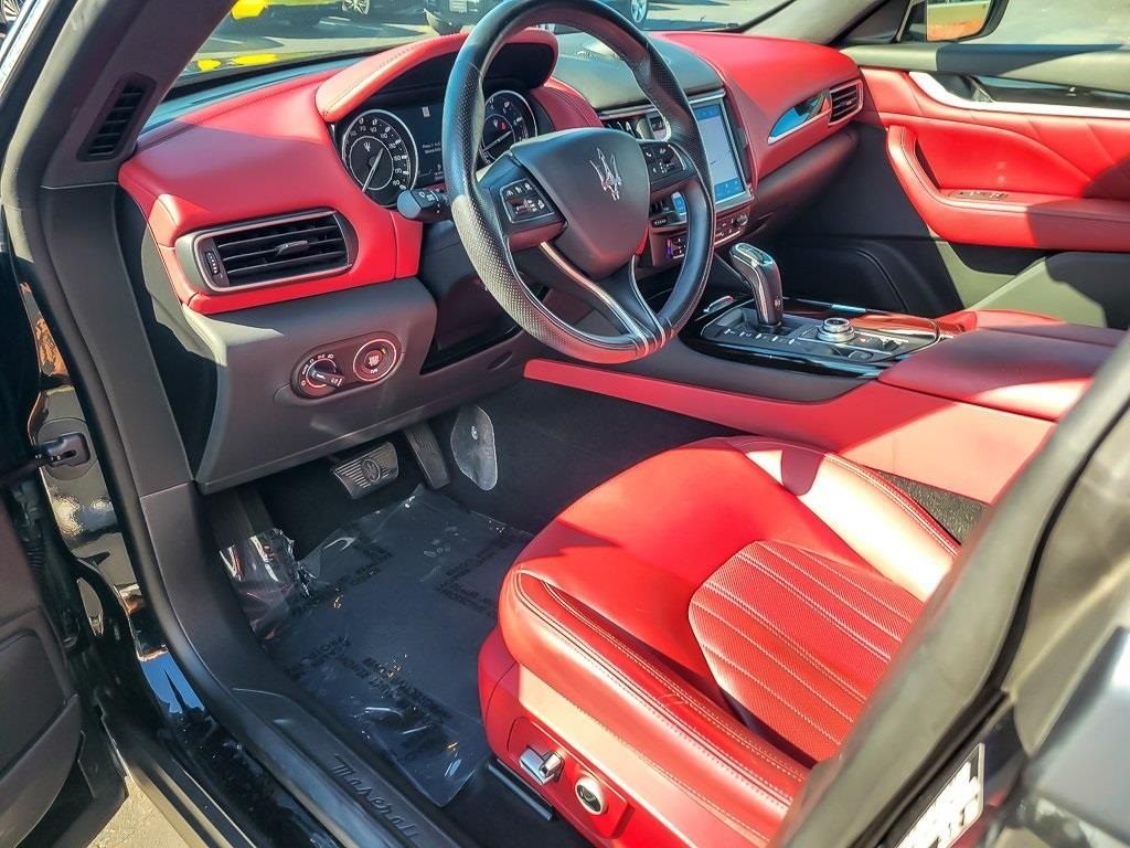 2021 Maserati Levante Base photo 9