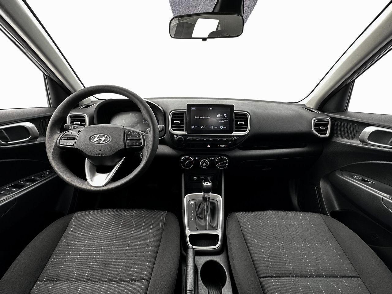 2025 Hyundai Venue SE photo 11