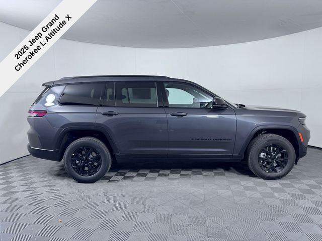2025 Jeep Grand Cherokee Altitude X photo 6