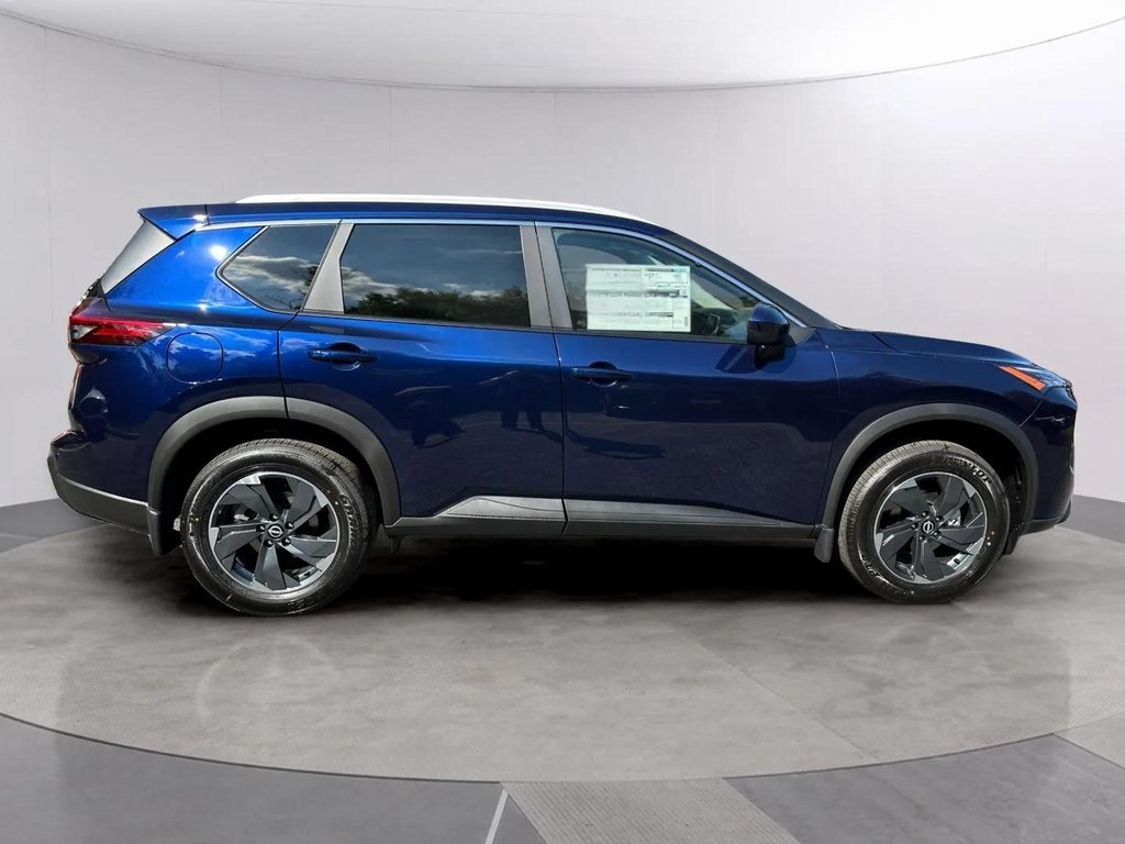 2026 Nissan Rogue SV photo 2