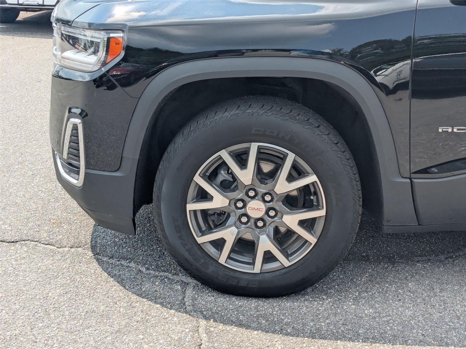 2023 Gmc Acadia SLE photo 10