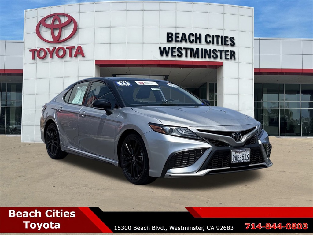 2022 Toyota Camry XSE photo 2
