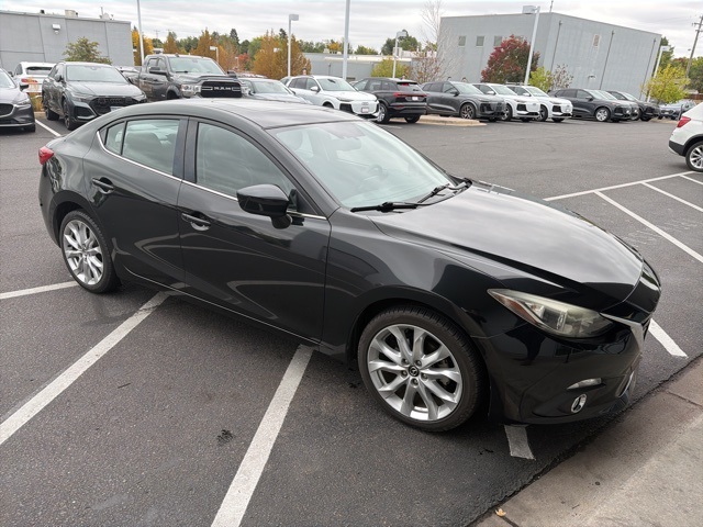 2016 Mazda Mazda3 s Touring photo 3