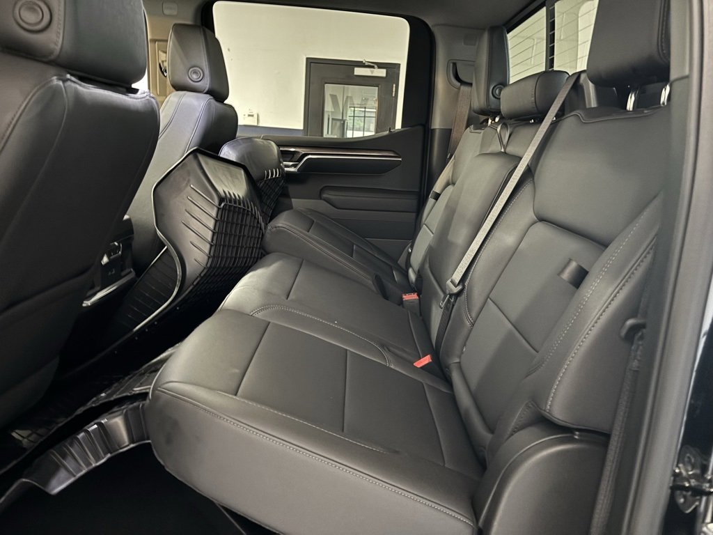 2025 Chevrolet Silverado 1500 LTZ photo 24