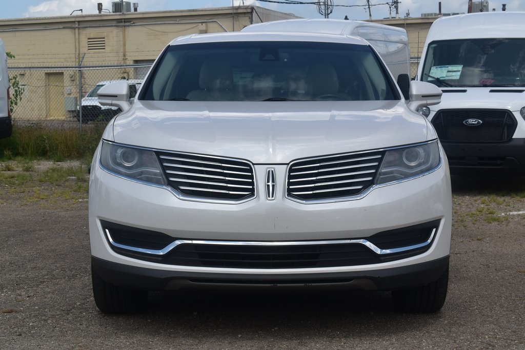 Used 2016 Lincoln MKX Select with VIN 2LMTJ8KR3GBL58481 for sale in Kansas City