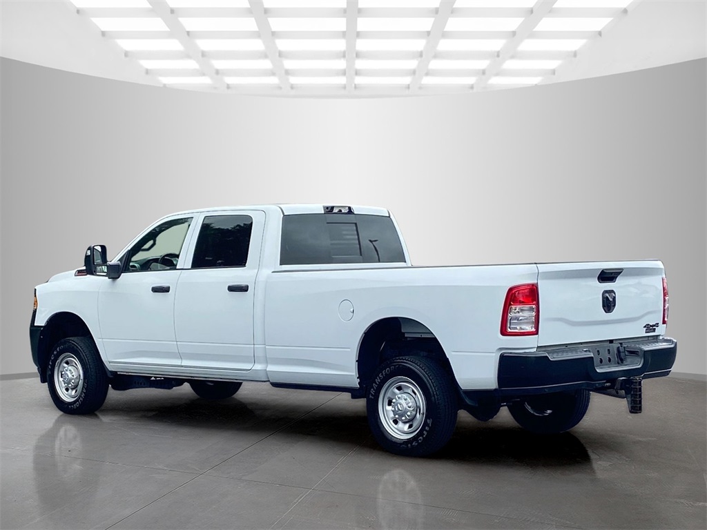 2024 Ram 2500 Tradesman photo 3