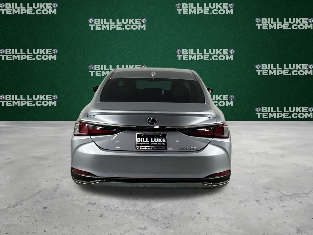 2023 Lexus ES 300h photo 5