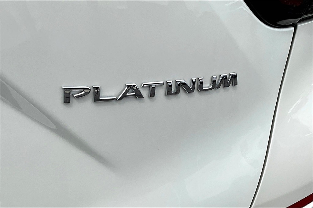 Image of Pre-Owned 2024 Nissan Murano Platinum FWD 4D Sport Utility