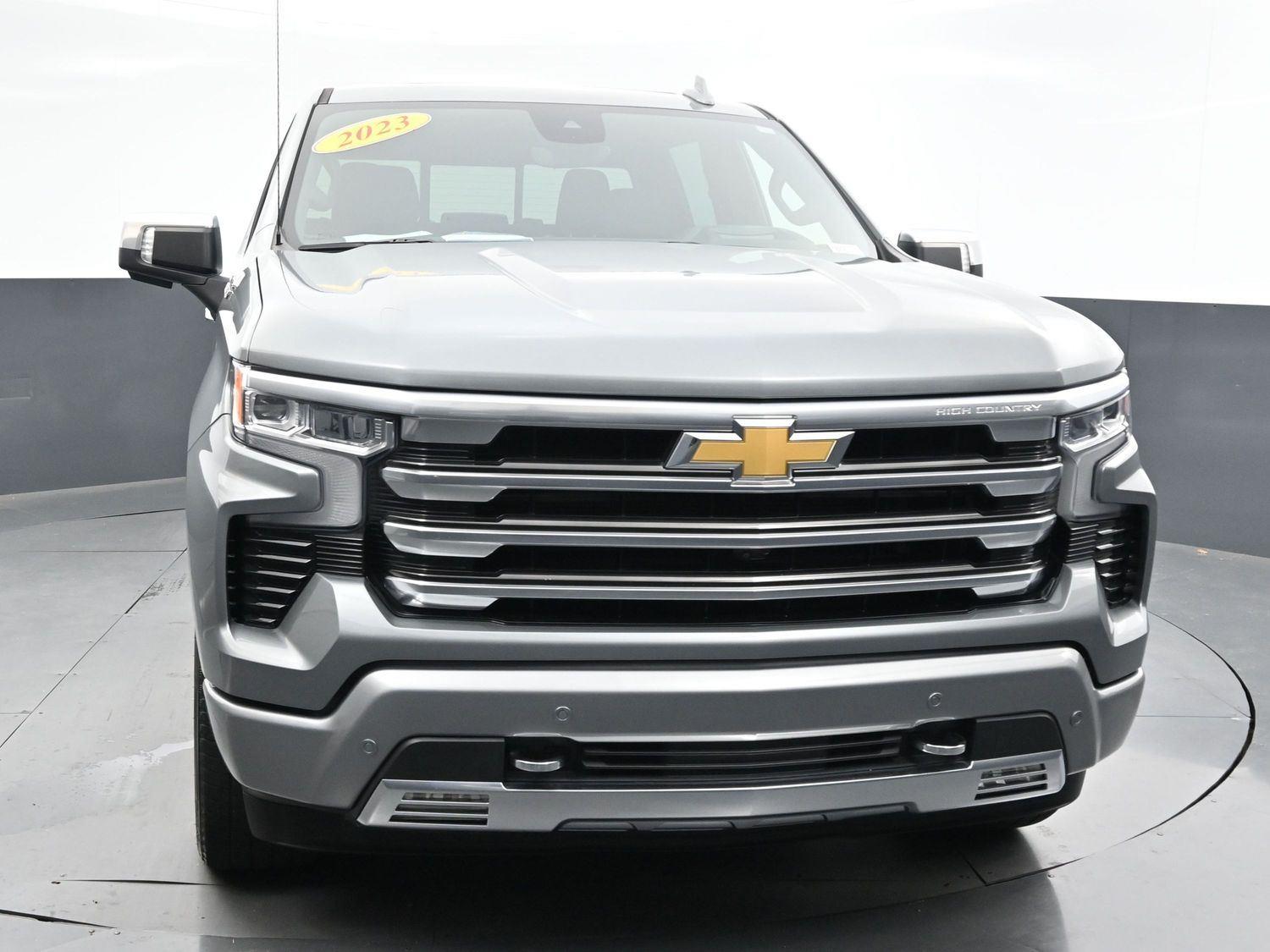 2023 Chevrolet Silverado 1500 High Country photo 2