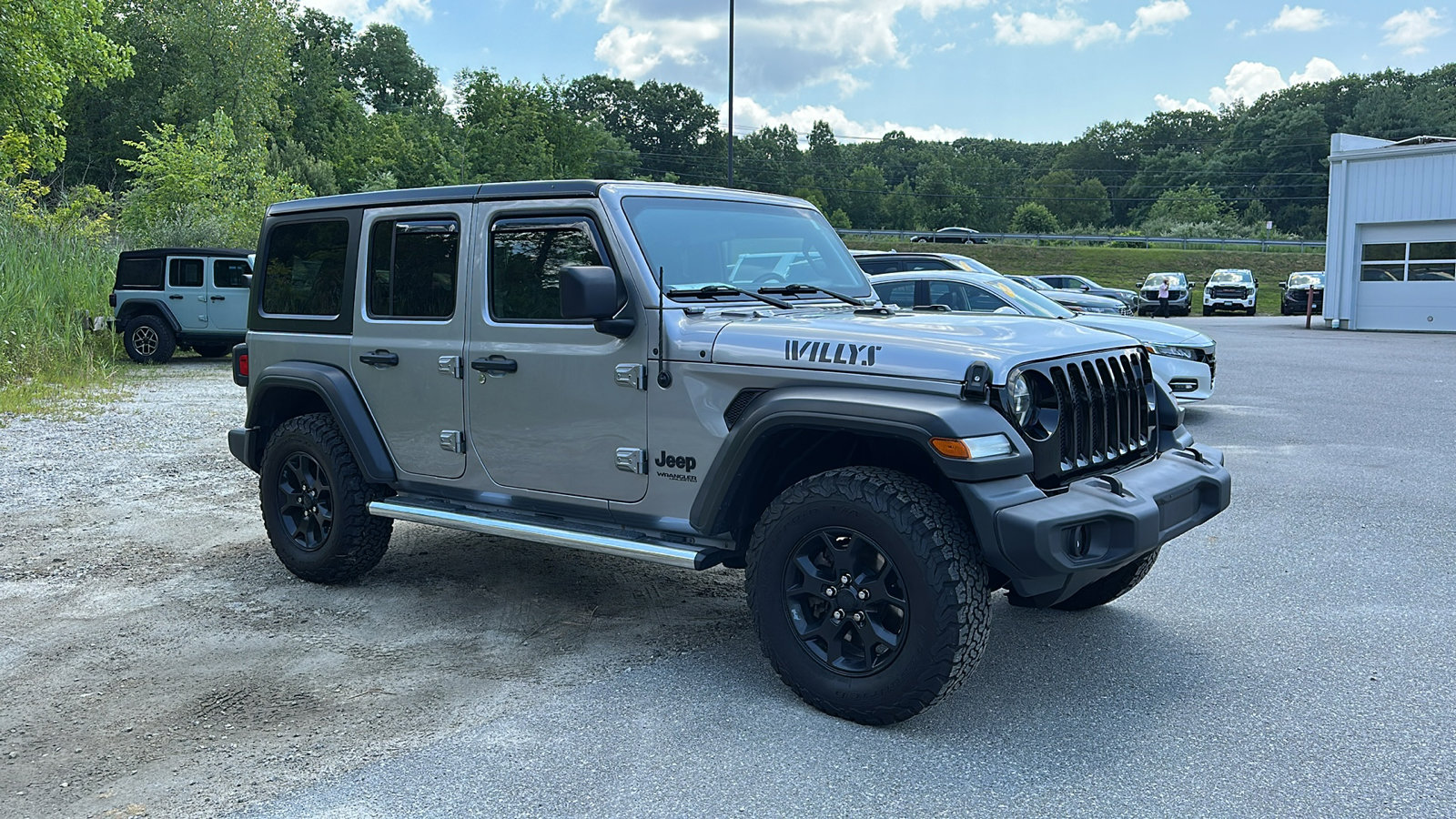 2020 Jeep Wrangler Unlimited Willys photo 2