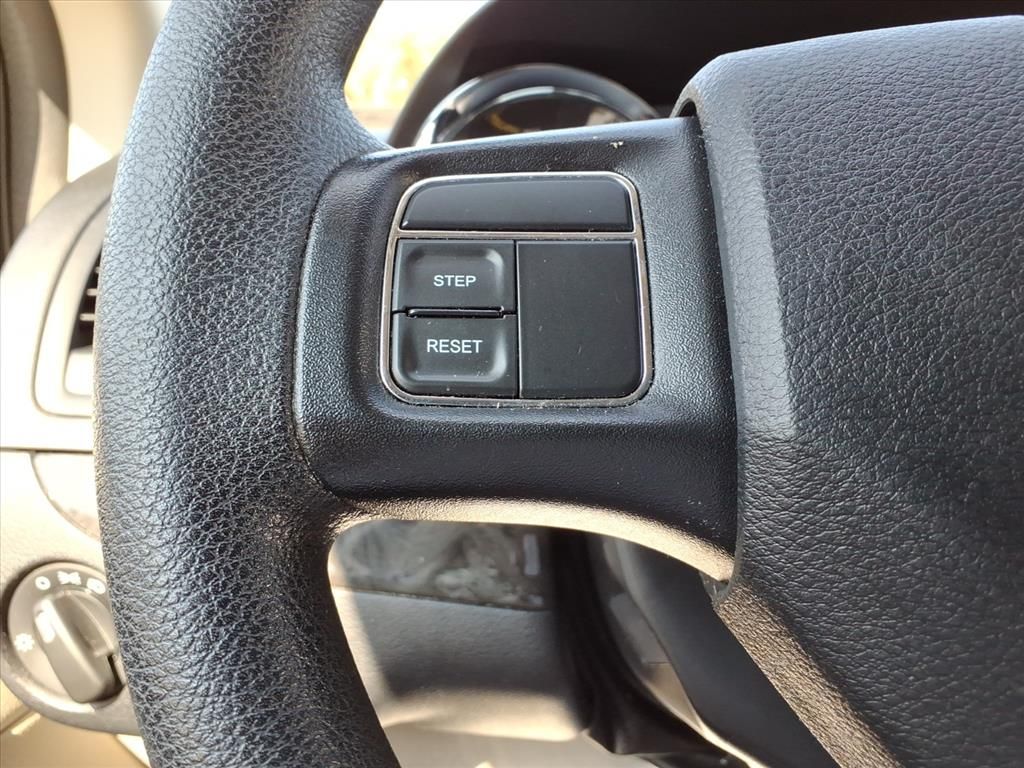 2019 Dodge Grand Caravan SE photo 17