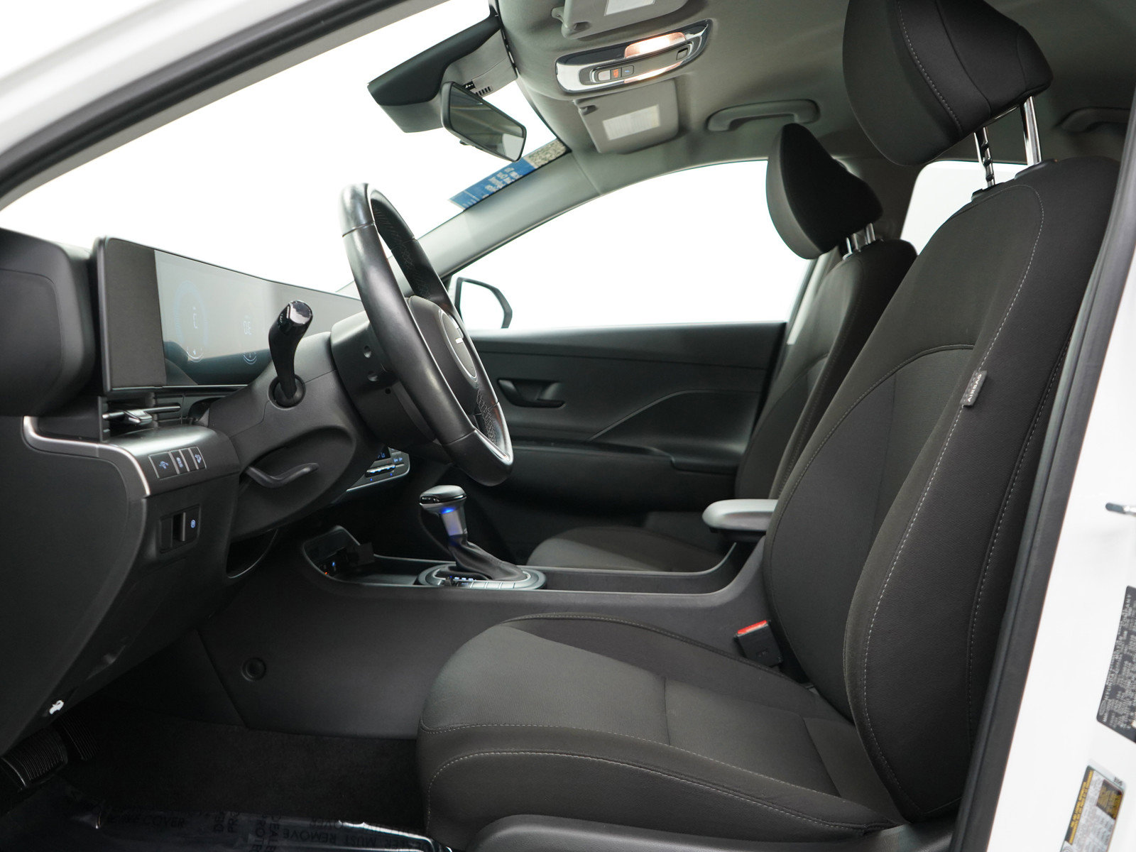 2024 Hyundai Kona SEL photo 18