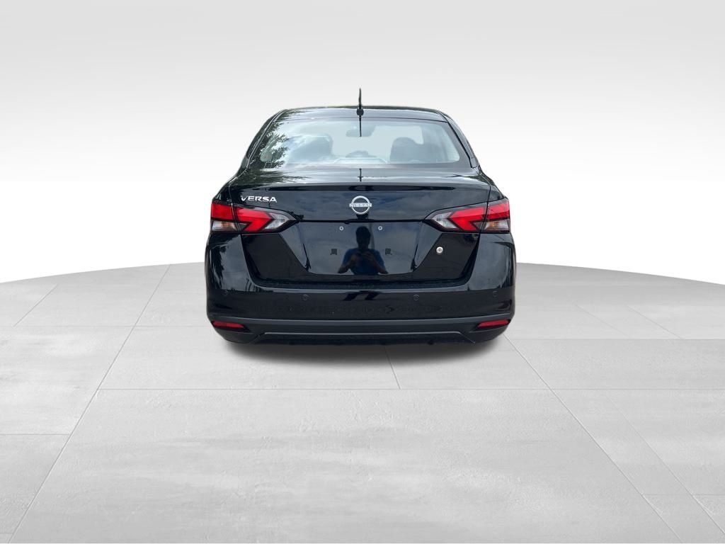 2025 Nissan Versa S photo 3