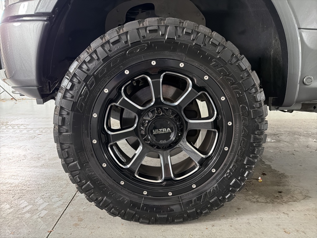 2018 Ford F-150 Platinum photo 3