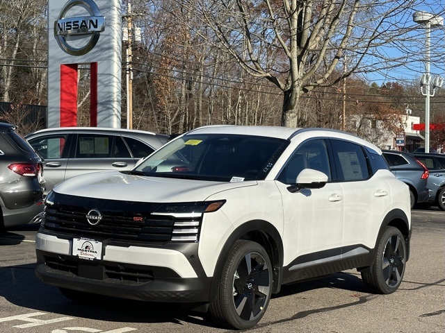 2025 Nissan Kicks SR photo 3