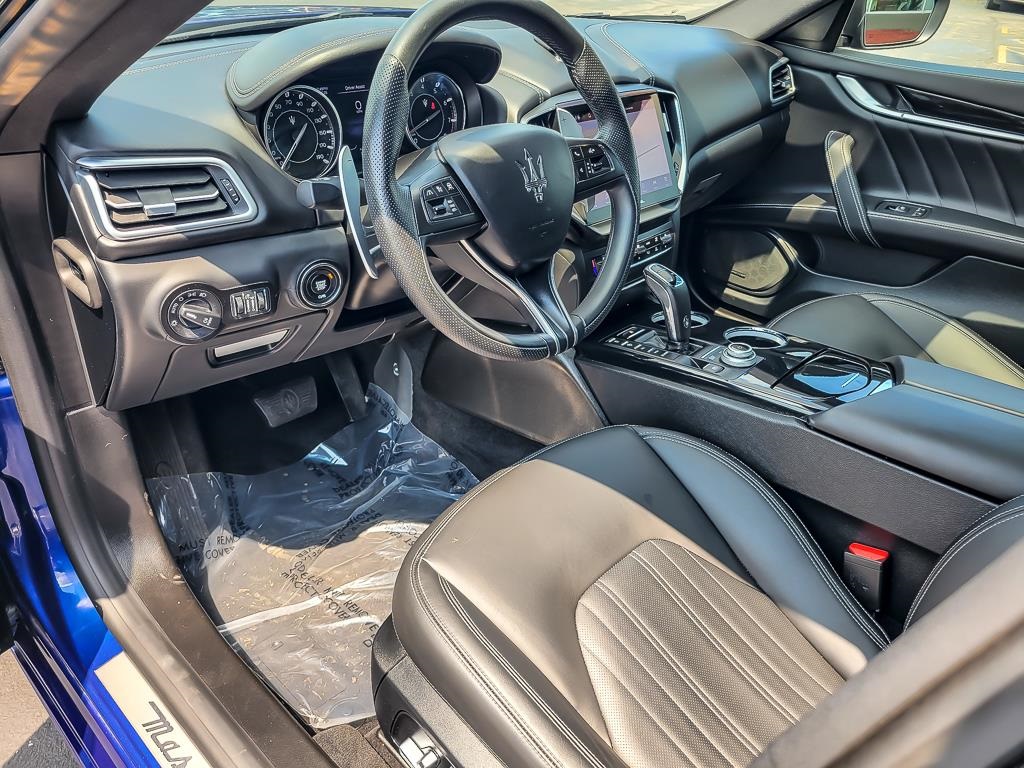 2023 Maserati Ghibli Modena Q4 photo 10