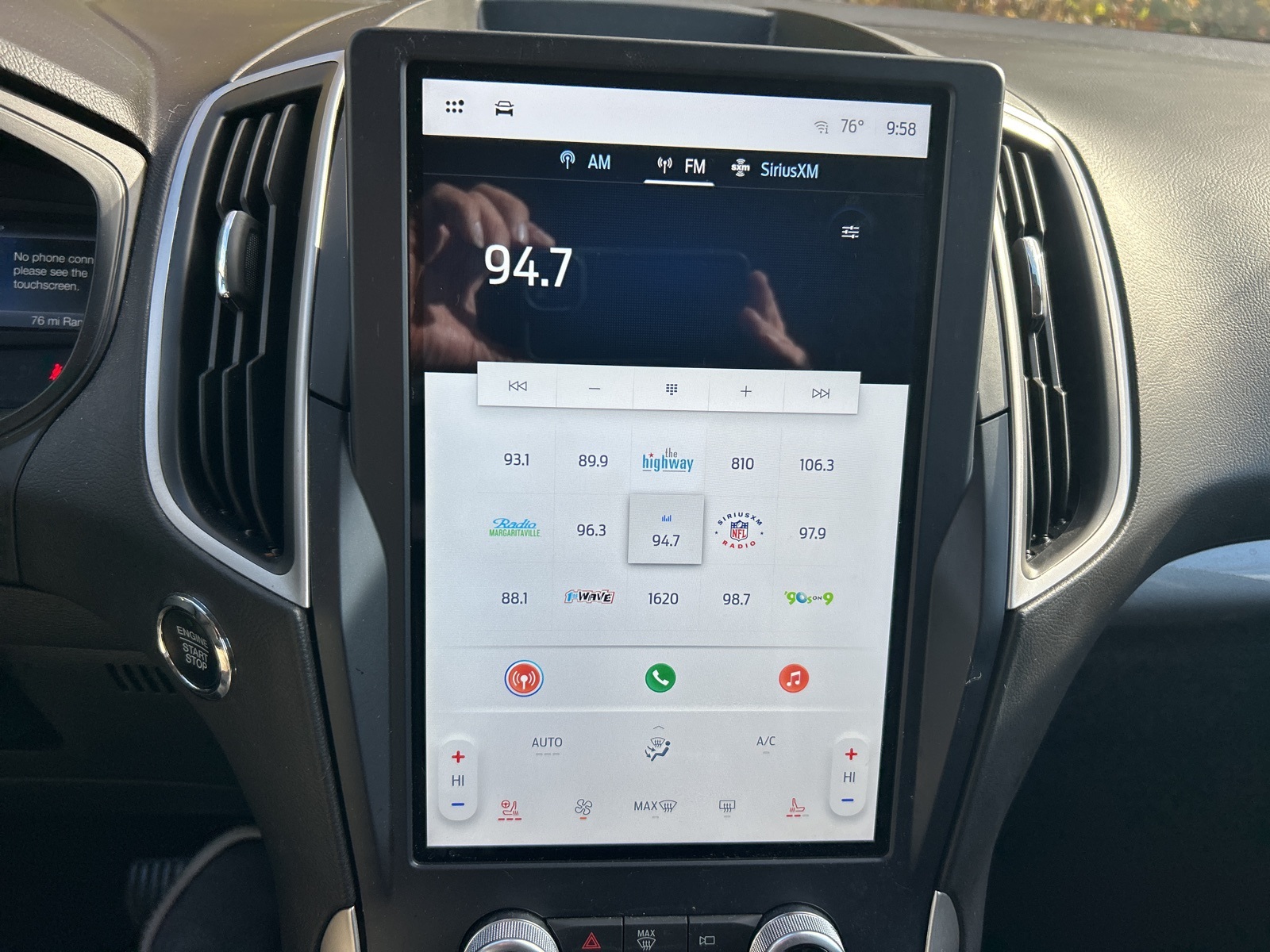 2023 Ford Edge SEL photo 4