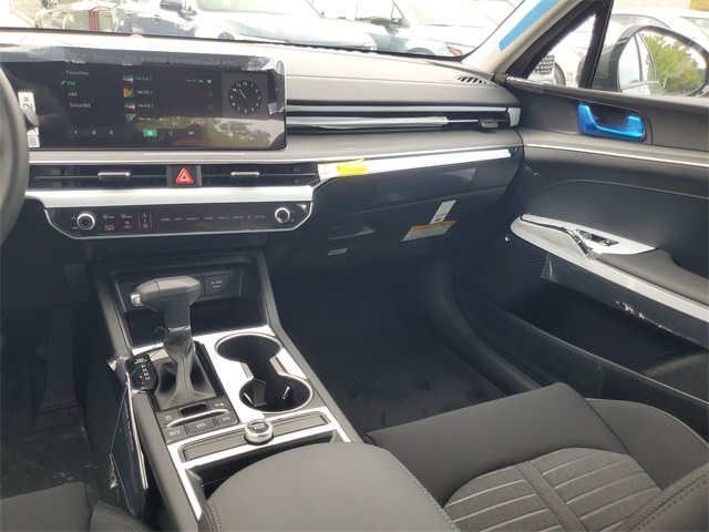 2026 Kia K5 LXS photo 10