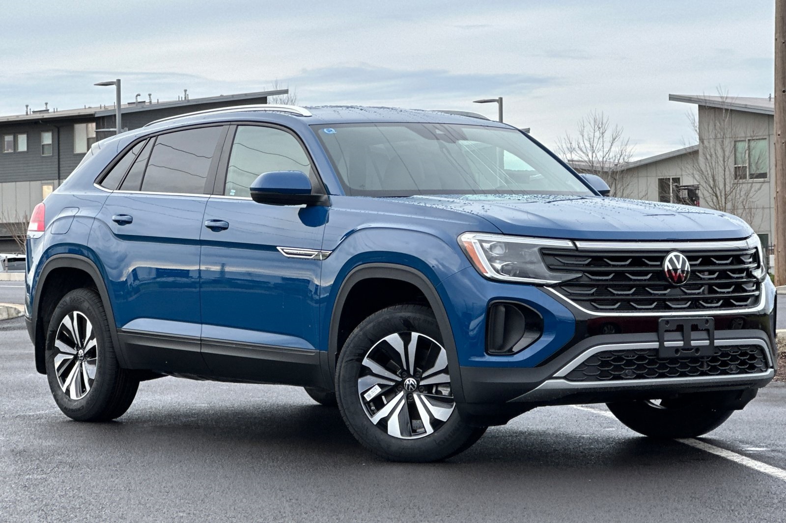 2025 Volkswagen Atlas Cross Sport SE's photo
