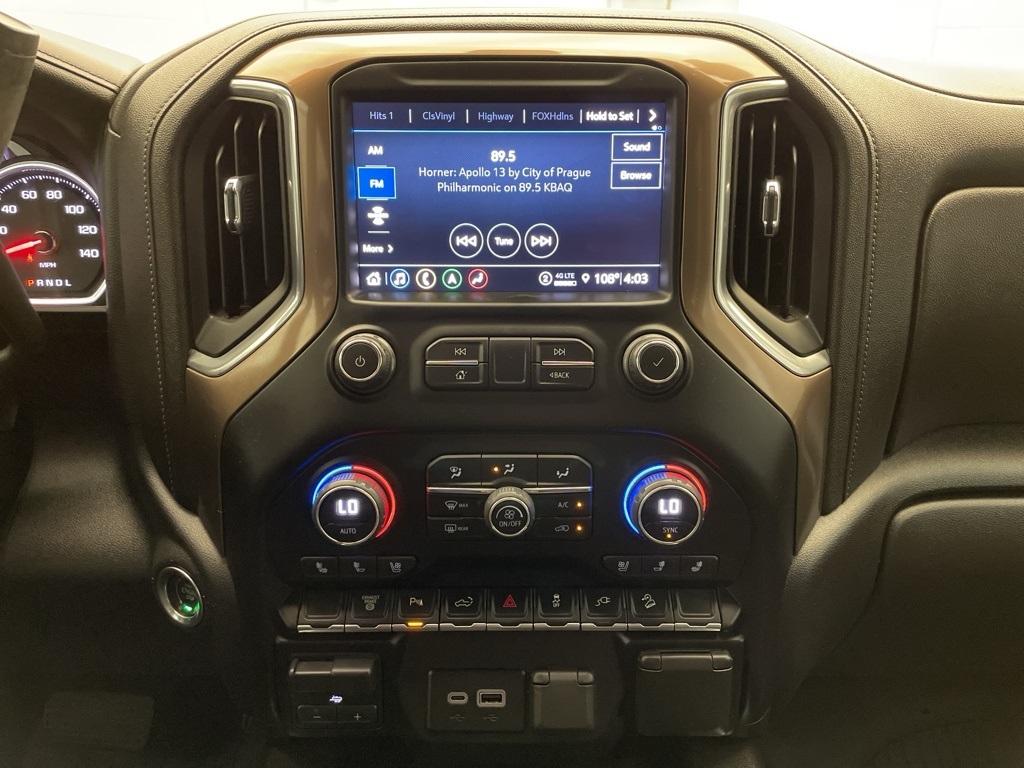 2023 Chevrolet Silverado 2500HD High Country photo 11