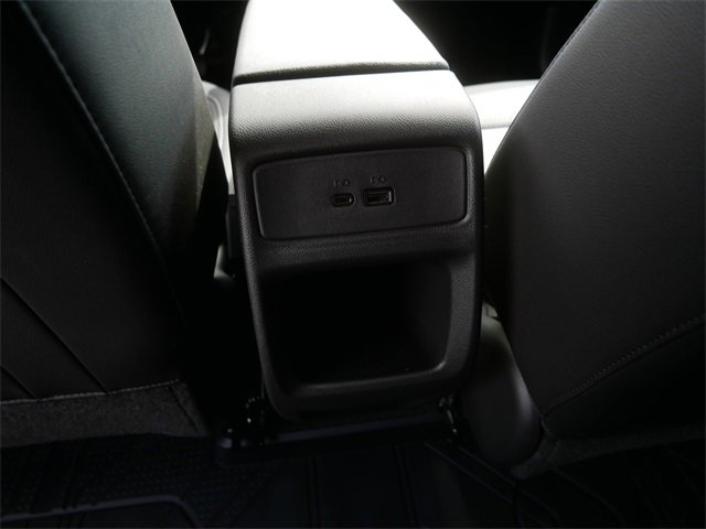 2025 Chevrolet Trax LT photo 15