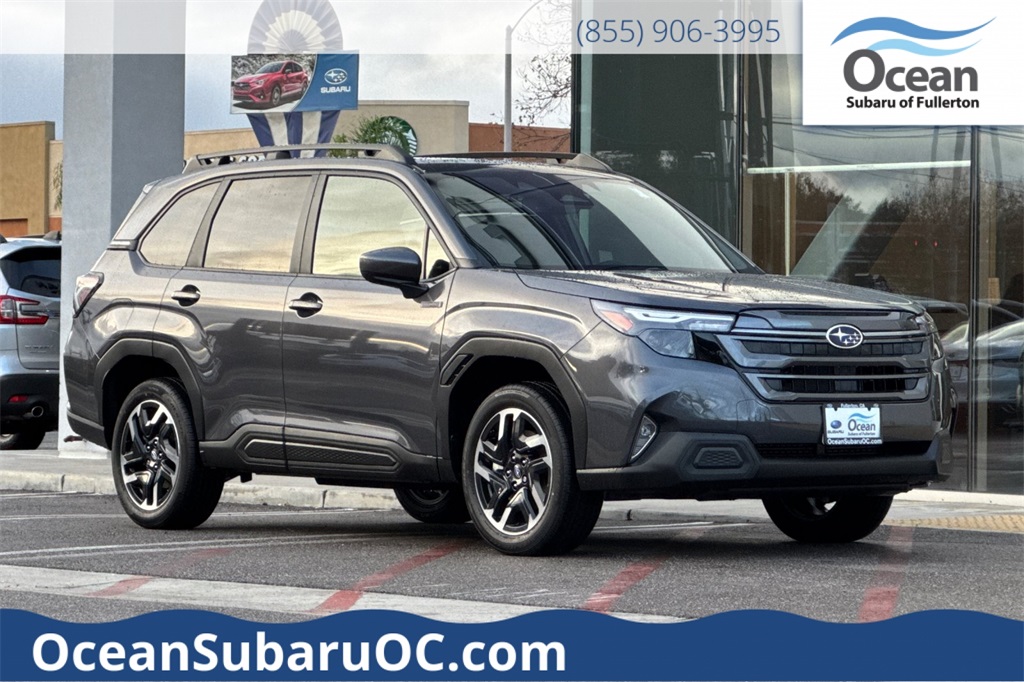 2025 Subaru Forester Premium's photo