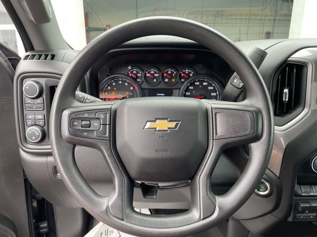 2024 Chevrolet Silverado 2500HD Custom photo 10