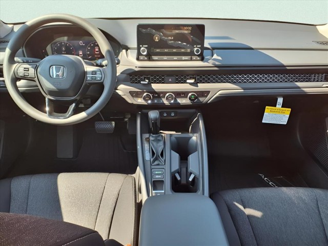 2025 Honda Accord SE photo 11