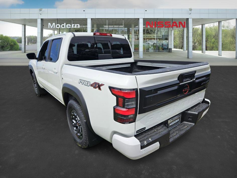 2025 Nissan Frontier Crew Cab PRO-4X photo 5