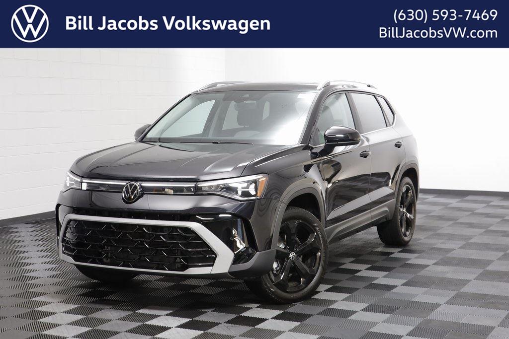 2025 Volkswagen Taos SEL's photo