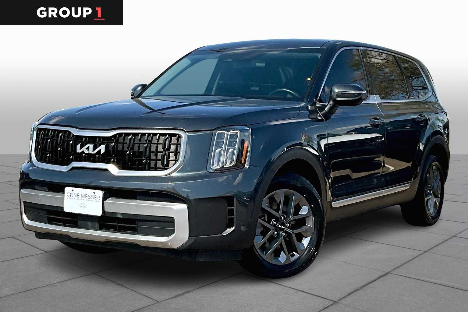 2023 Kia Telluride LX's photo