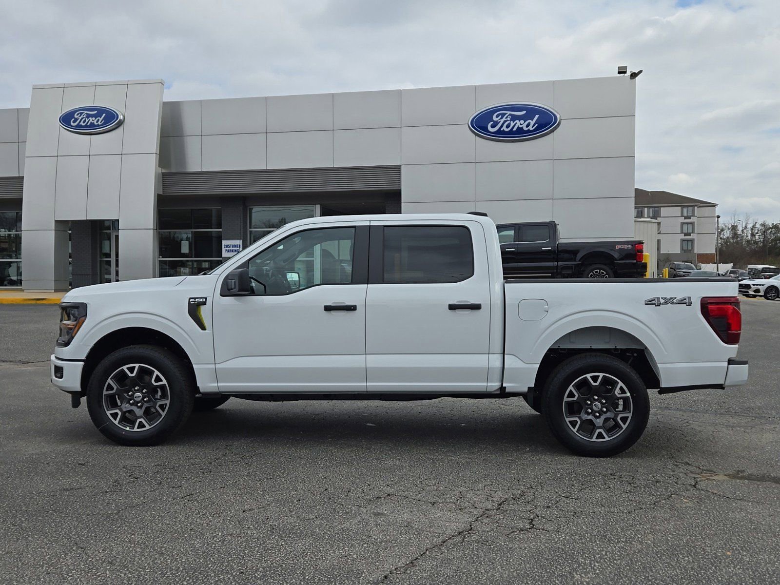 2025 Ford F-150 STX photo 12