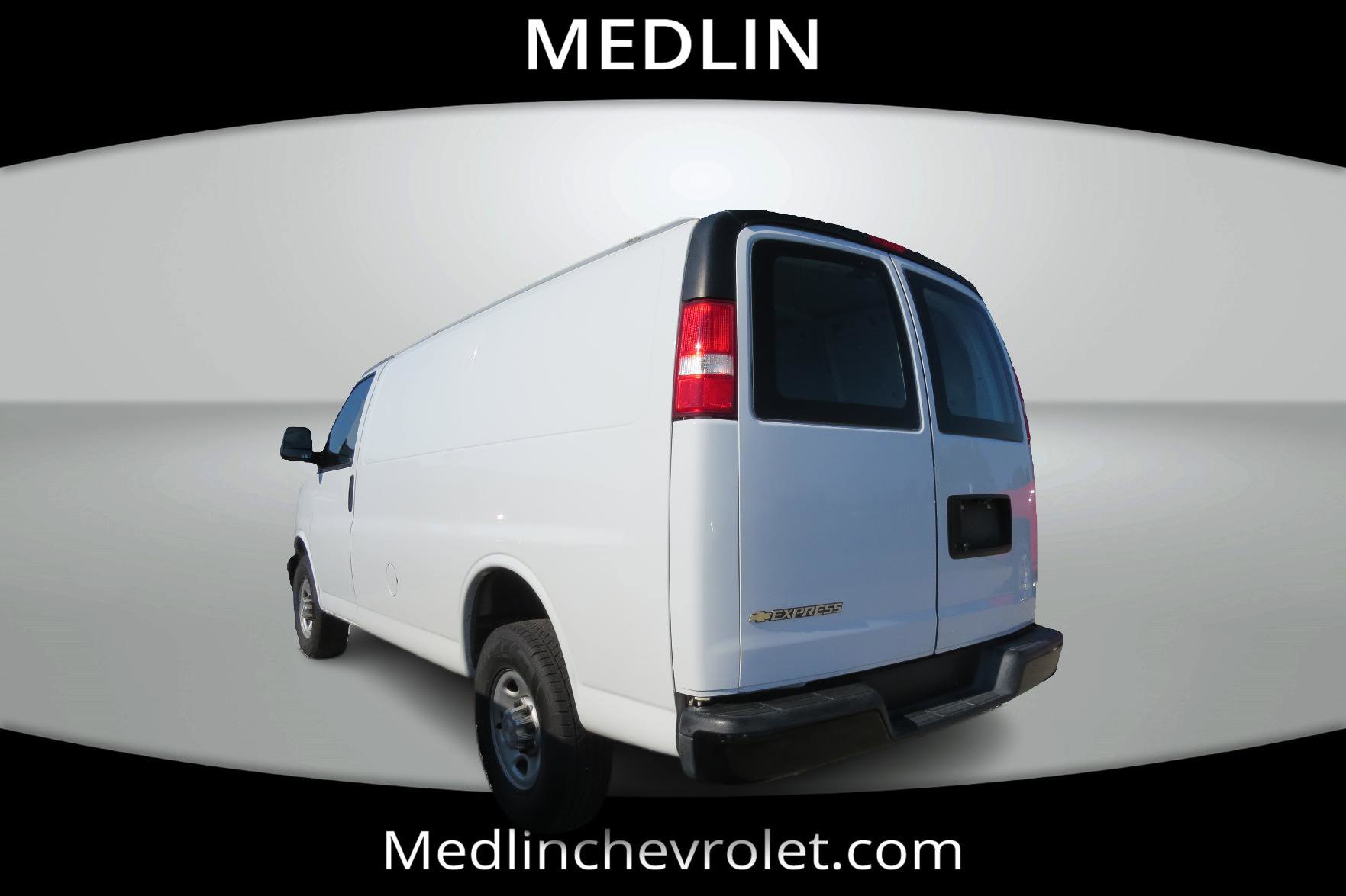 2020 Chevrolet Express 2500 Cargo Van photo 4