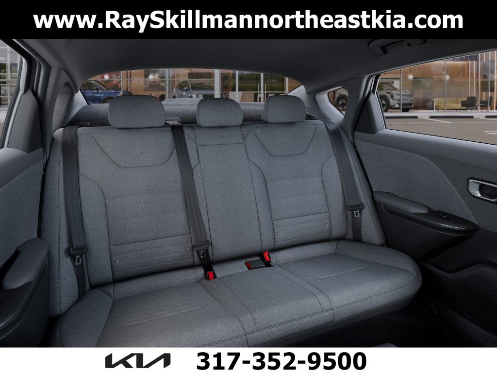 2025 Kia K4 EX photo 16