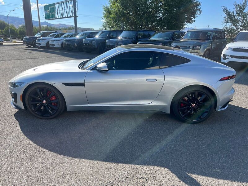 2023 Jaguar F-TYPE R photo 10