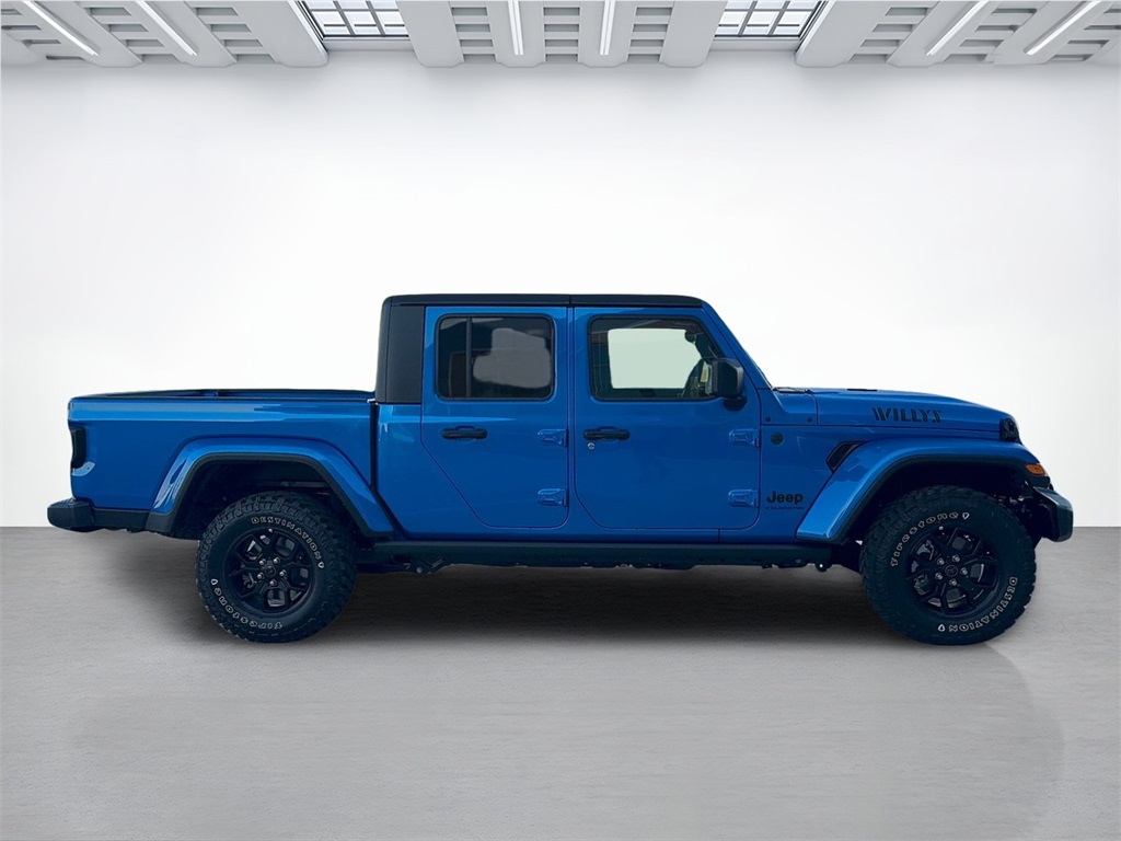 2025 Jeep Gladiator Willys photo 4