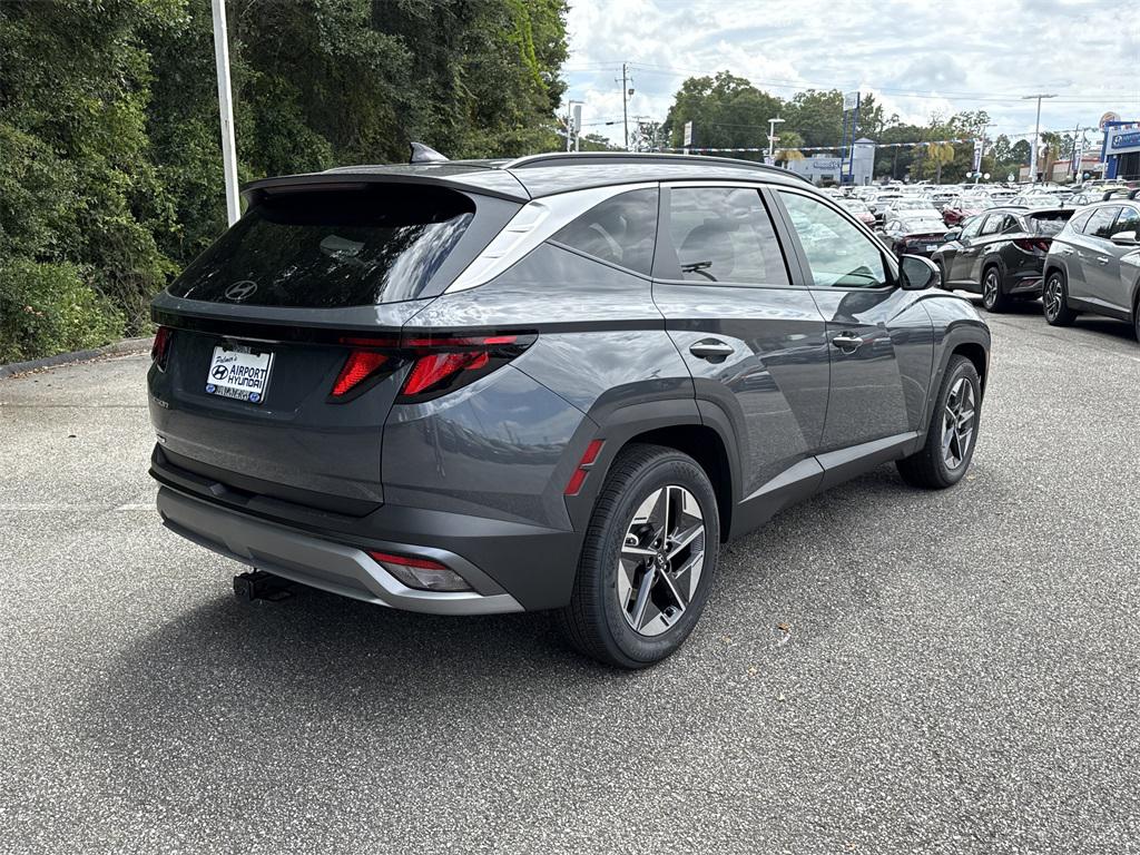 2026 Hyundai Tucson SEL photo 2
