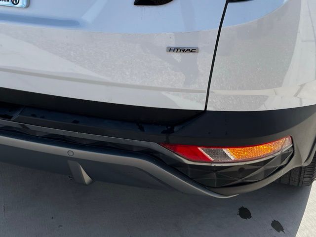 2022 Hyundai Tucson Limited photo 6