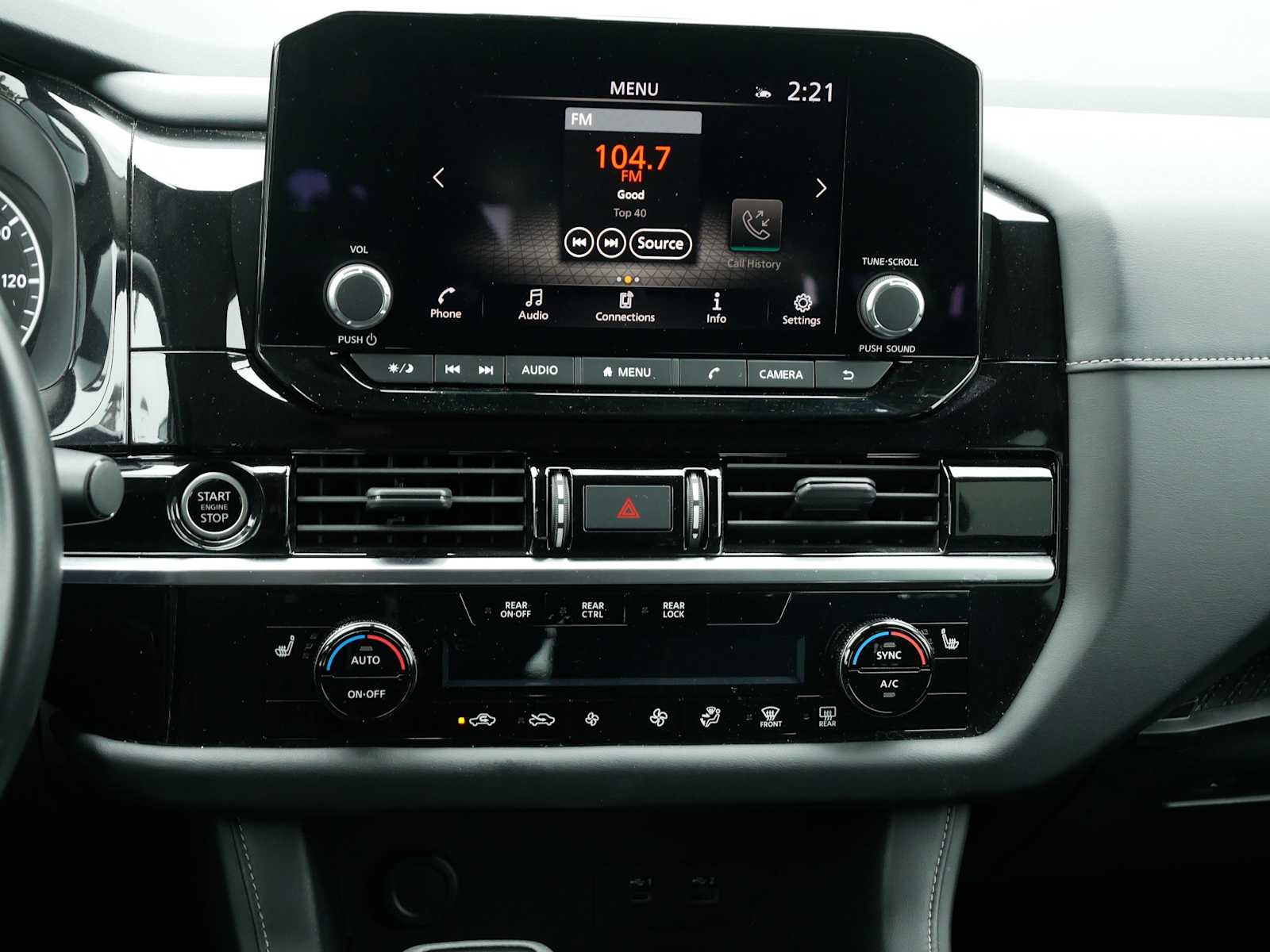 2023 Nissan Pathfinder SV photo 19