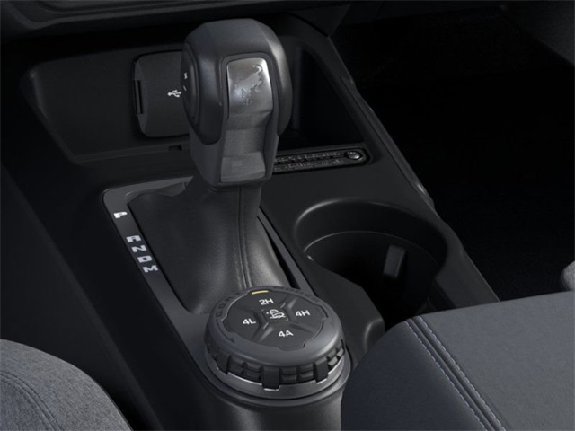2025 Ford Bronco Base photo 14
