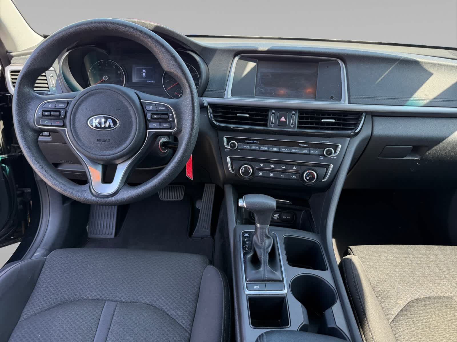 2018 Kia Optima LX photo 10