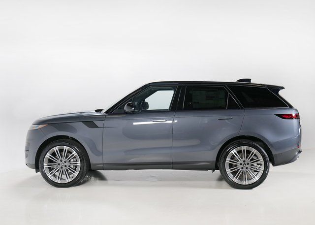 2025 Land Rover Range Rover Sport SE photo 4
