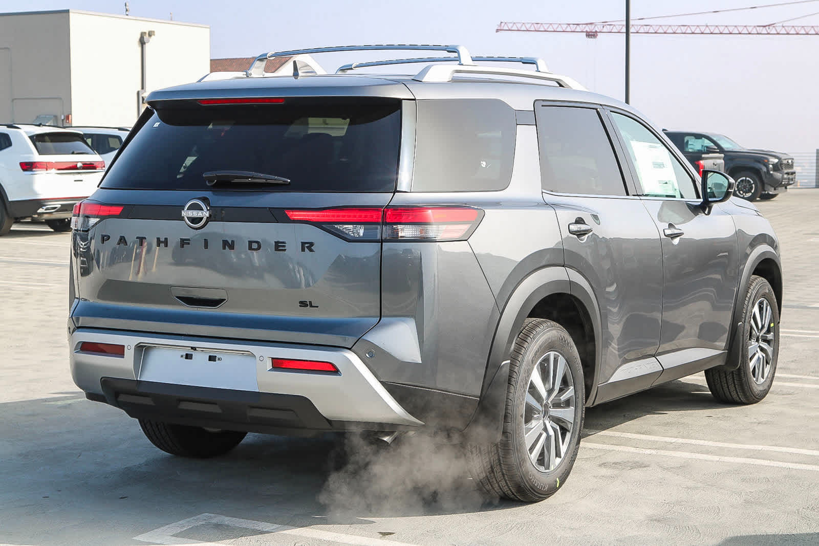 2025 Nissan Pathfinder SL photo 6