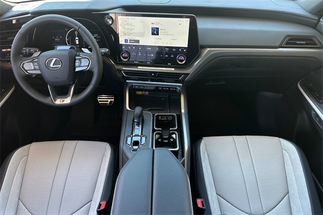 2025 Lexus TX 500h F SPORT Performance Luxury photo 10