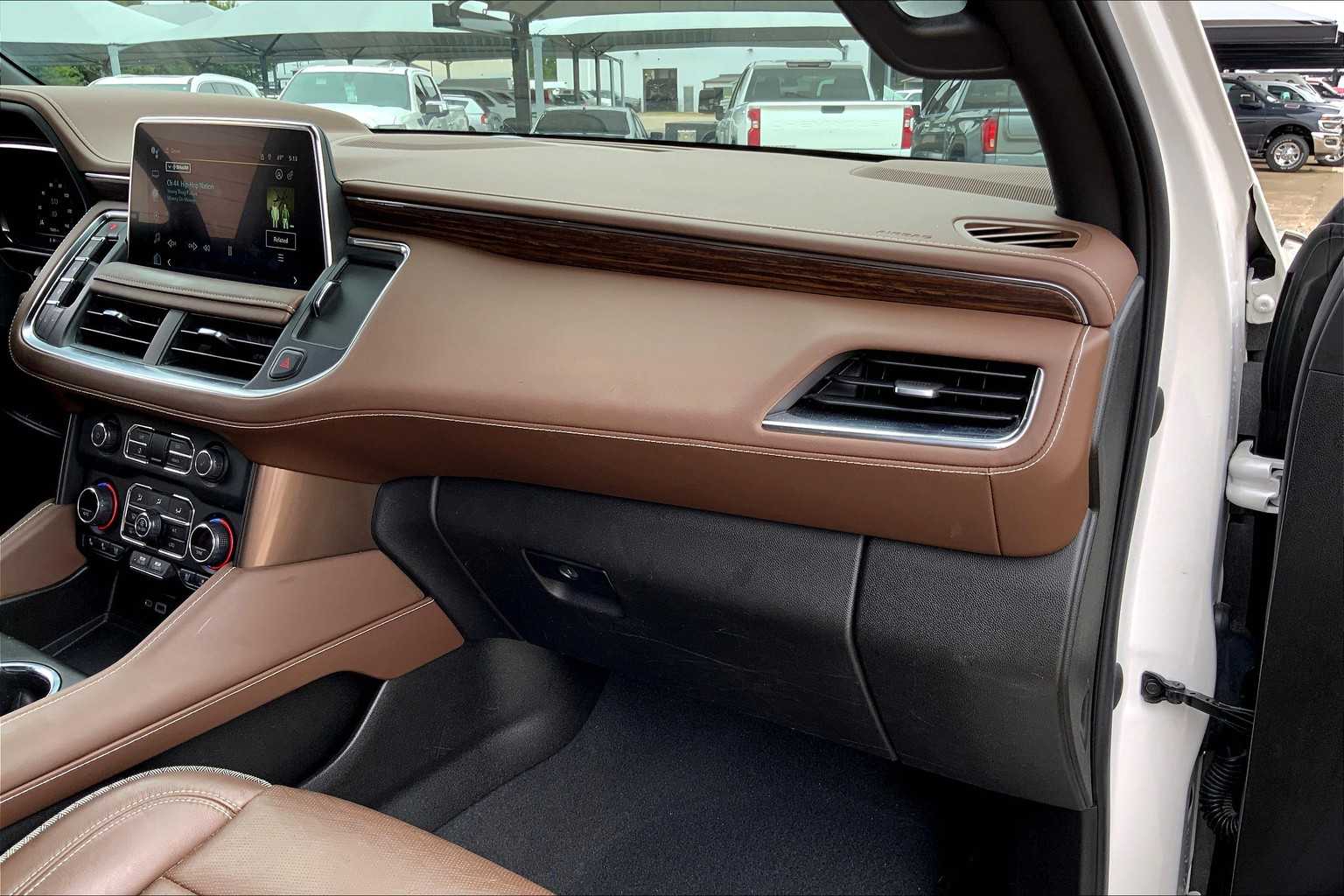 2022 Chevrolet Tahoe High Country photo 17